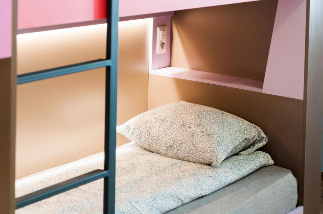 Ura Hostel プリズレン エクステリア 写真