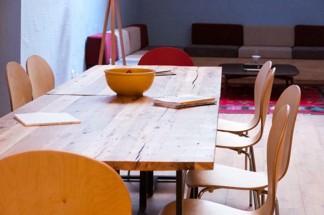 Ura Hostel プリズレン エクステリア 写真