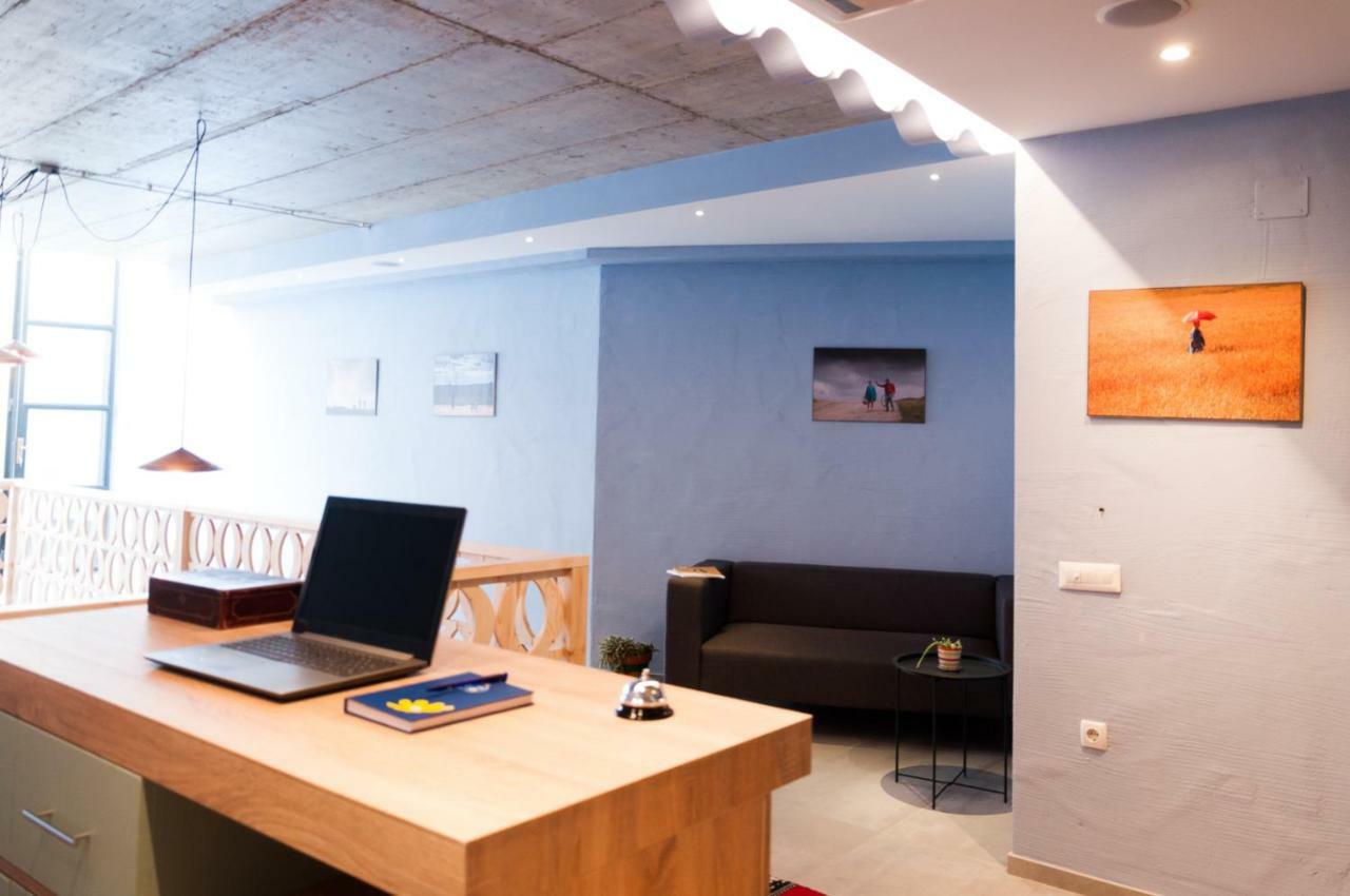 Ura Hostel プリズレン エクステリア 写真
