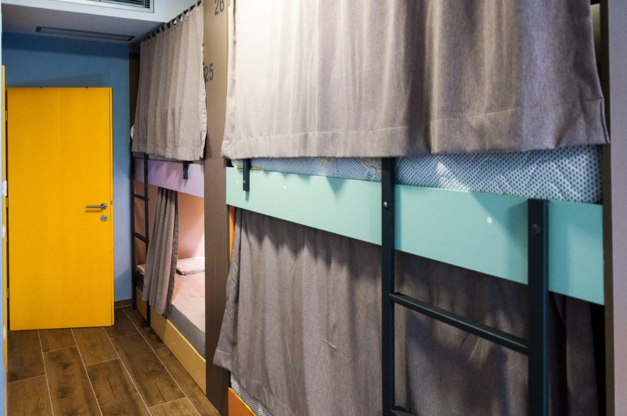 Ura Hostel プリズレン エクステリア 写真